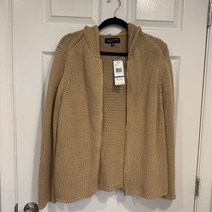 Knit sweater with zipper and hood